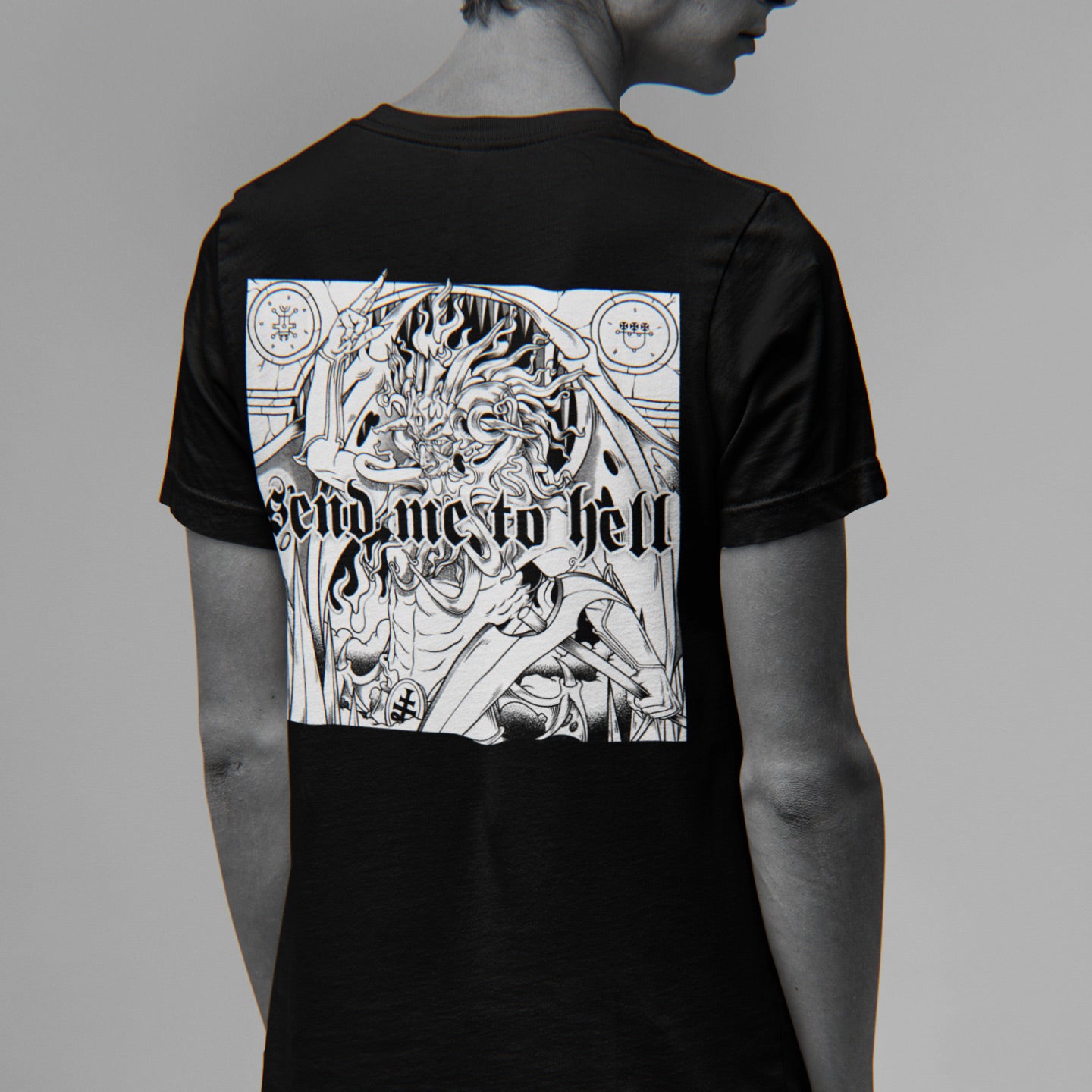 T-shirt con stampa sul retro di Send Me To Hell 