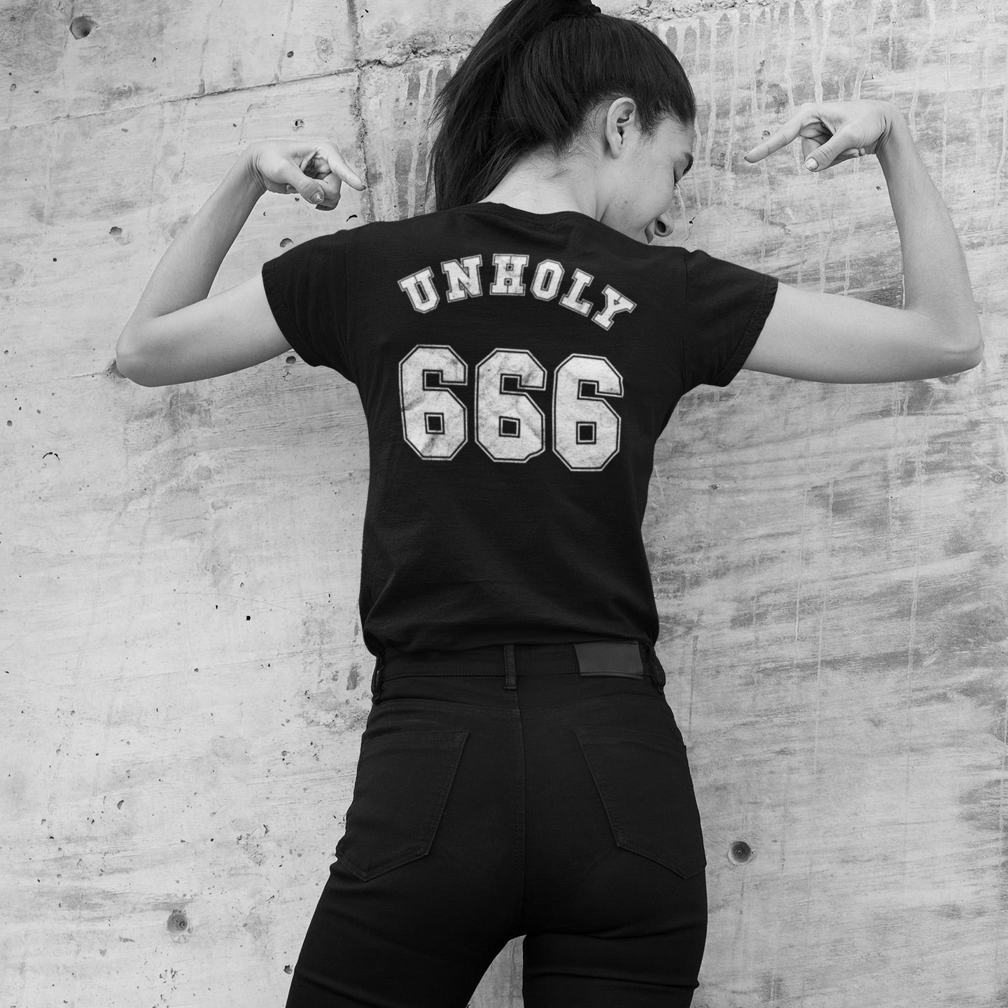 T-shirt in jersey con stampa sul retro Unholy 666 